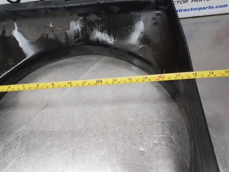 Ford 6710, 7710, 7600, 3600 Radiator Cowling E5nn8146ba, D7nn8146a - Radiador por Trator: foto 4 Ford 6710, 7710, 7600, 3600 Radiator Cowling E5nn8146ba, D7nn8146a - Radiador por Trator: foto 4