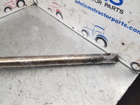 Ford 6810, 7610, 7810, 7910 Carraro 709 Front Axle Drive Shaft Car121566 - Semi eixo por Trator: foto 5 Ford 6810, 7610, 7810, 7910 Carraro 709 Front Axle Drive Shaft Car121566 - Semi eixo por Trator: foto 5