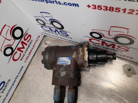 Ford 7610, 6610, 7710, 5610 Orbital Steering Unit Valve 86602557, F-763a244-aa - Direcção: foto 3 Ford 7610, 6610, 7710, 5610 Orbital Steering Unit Valve 86602557, F-763a244-aa - Direcção: foto 3