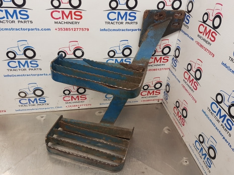 Ford 7610, 7710, 7810, 8830, 8730 Foot Step Lhs E4nn9420041ab, 83956319 - Estribo: foto 1 Ford 7610, 7710, 7810, 8830, 8730 Foot Step Lhs E4nn9420041ab, 83956319 - Estribo: foto 1