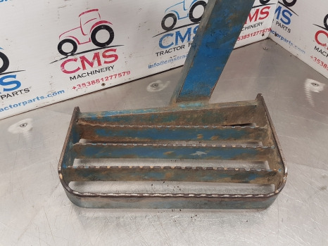 Ford 7610, 7710, 7810, 8830, 8730 Foot Step Lhs E4nn9420041ab, 83956319 - Estribo: foto 3 Ford 7610, 7710, 7810, 8830, 8730 Foot Step Lhs E4nn9420041ab, 83956319 - Estribo: foto 3