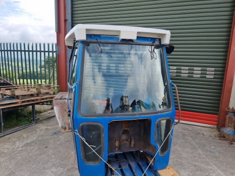 Ford 7810, 7910, 8210, Complete Super Q Cab Series 2, Complete Cab Cab No60 - Cabine: foto 2 Ford 7810, 7910, 8210, Complete Super Q Cab Series 2, Complete Cab Cab No60 - Cabine: foto 2
