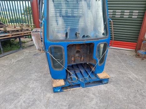 Ford 7810, 7910, 8210, Complete Super Q Cab Series 2, Complete Cab Cab No60 - Cabine: foto 3 Ford 7810, 7910, 8210, Complete Super Q Cab Series 2, Complete Cab Cab No60 - Cabine: foto 3