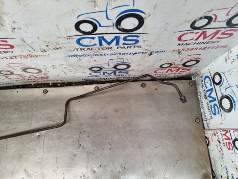 Ford 7840, 8240, 8340, 40 Series, Steering Pipe Rh 82003824 - Direcção: foto 2 Ford 7840, 8240, 8340, 40 Series, Steering Pipe Rh 82003824 - Direcção: foto 2