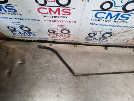 Ford 7840, 8240, 8340, 40 Series, Steering Pipe Rh 82003824 - Direcção: foto 4 Ford 7840, 8240, 8340, 40 Series, Steering Pipe Rh 82003824 - Direcção: foto 4