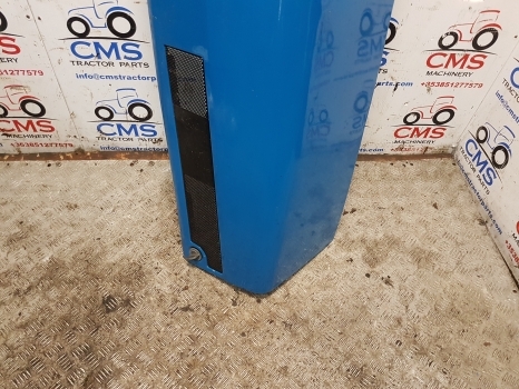 Ford 7840. 8240, 8340 Bonnet Hood Panel Rhs E9nn16618cc, E9nn16618cb, 81870591 - Capô por Trator: foto 2 Ford 7840. 8240, 8340 Bonnet Hood Panel Rhs E9nn16618cc, E9nn16618cb, 81870591 - Capô por Trator: foto 2