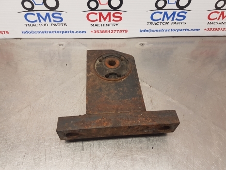 Ford 7840, 8240, 8340 Cab Support Assy Rear Left E9nn94001n45aa11m - Suspensão da cabina por Trator: foto 1 Ford 7840, 8240, 8340 Cab Support Assy Rear Left E9nn94001n45aa11m - Suspensão da cabina por Trator: foto 1