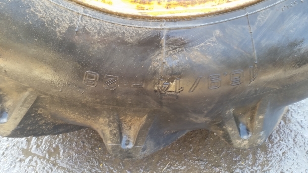 Ford Construction Wheel And Tyre 16.9/14-28. Please Check Decription. - Roda completa por Trator: foto 2 Ford Construction Wheel And Tyre 16.9/14-28. Please Check Decription. - Roda completa por Trator: foto 2