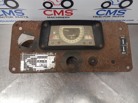 Ford Digger 10 Series, 555 Dashboard, Clock, Instrument Cluster D8nn10849ua - Painel de instrumentos por Máquina agrícola: foto 3 Ford Digger 10 Series, 555 Dashboard, Clock, Instrument Cluster D8nn10849ua - Painel de instrumentos por Máquina agrícola: foto 3