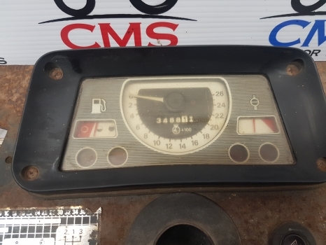 Ford Digger 10 Series, 555 Dashboard, Clock, Instrument Cluster D8nn10849ua - Painel de instrumentos por Máquina agrícola: foto 2 Ford Digger 10 Series, 555 Dashboard, Clock, Instrument Cluster D8nn10849ua - Painel de instrumentos por Máquina agrícola: foto 2