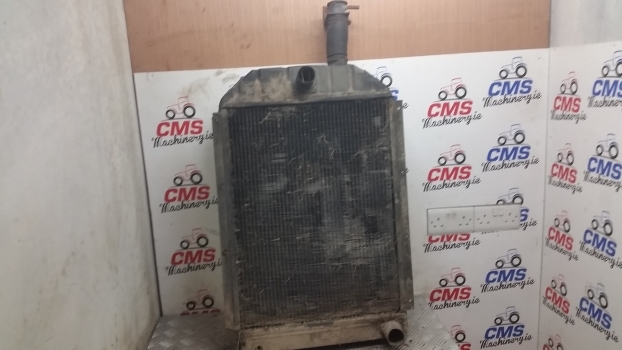 Ford Engine Water Cooling Radiator 5 - Radiador por Trator: foto 2 Ford Engine Water Cooling Radiator 5 - Radiador por Trator: foto 2