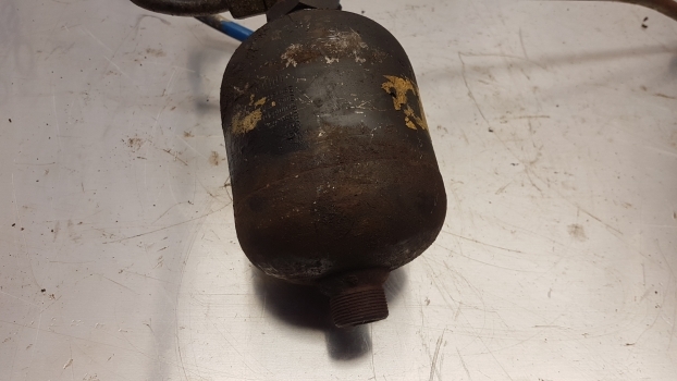 Ford Fiat 8340, 40, 60, M Series Oil Accumulator F0nn7h022ba12b, 5173023 - Hidráulica por Trator: foto 2 Ford Fiat 8340, 40, 60, M Series Oil Accumulator F0nn7h022ba12b, 5173023 - Hidráulica por Trator: foto 2