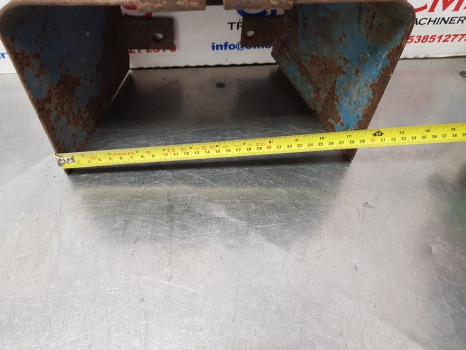 Ford Major, Power Major, Super Major Pto Guard, Pto Shield E1addn7470a - Porta e peças: foto 3 Ford Major, Power Major, Super Major Pto Guard, Pto Shield E1addn7470a - Porta e peças: foto 3