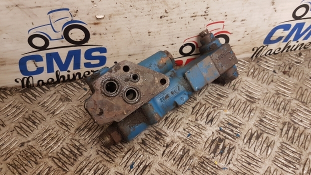 Ford, New Holland 8340, Ts Trailer Brake Valve Distributor 81874969, 1535108113 - Válvula de freio por Trator: foto 4 Ford, New Holland 8340, Ts Trailer Brake Valve Distributor 81874969, 1535108113 - Válvula de freio por Trator: foto 4