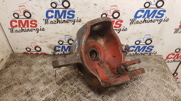 Ford New Holland Fiat 8160 Front Steering Knuckle Spindle Lhs 5171554, 5171533 - Manga de eixo por Trator: foto 4 Ford New Holland Fiat 8160 Front Steering Knuckle Spindle Lhs 5171554, 5171533 - Manga de eixo por Trator: foto 4