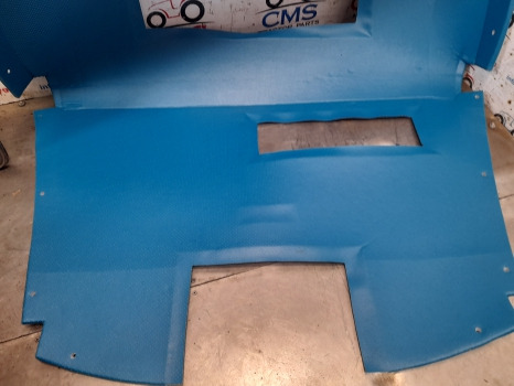 Ford Q Cab Roof Lining 2600, 3600, 6600, 7910, 8210, 5610 D8nn9451968bb - Cabine e interior: foto 2 Ford Q Cab Roof Lining 2600, 3600, 6600, 7910, 8210, 5610 D8nn9451968bb - Cabine e interior: foto 2