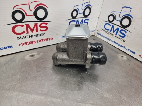 Ford Tw10, Tw Series, 9600 Brake Master Cylinder C7nn2140a, D3nn2140a - Cilindro de freio por Máquina agrícola: foto 2 Ford Tw10, Tw Series, 9600 Brake Master Cylinder C7nn2140a, D3nn2140a - Cilindro de freio por Máquina agrícola: foto 2