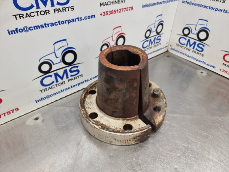 Ford Tw15, Tw10, Tw20, Wheel Wedges Pair Welded D6nn1n035a, D9nn1n036aa - Jante por Trator: foto 2 Ford Tw15, Tw10, Tw20, Wheel Wedges Pair Welded D6nn1n035a, D9nn1n036aa - Jante por Trator: foto 2