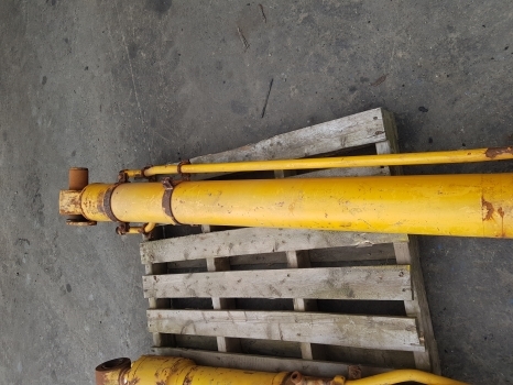 Hyundai 160lc7, R180lc7, R160lc7a Hydraulic Boom Arm Ram Cylinder 31n5-50131 - Cilindro hidráulico por Trator: foto 2 Hyundai 160lc7, R180lc7, R160lc7a Hydraulic Boom Arm Ram Cylinder 31n5-50131 - Cilindro hidráulico por Trator: foto 2