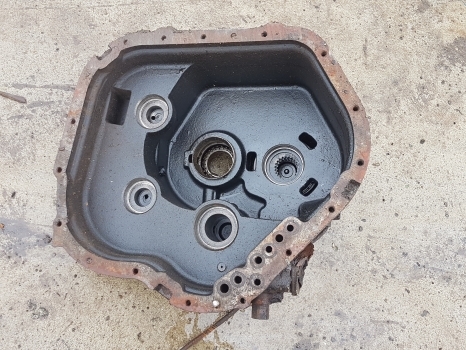 Jcb 531-70, 54170, 535-95 Transmission Housing 6 Speed 589/10589, 442/27690 - Caixa de velocidade por Retroescavadeira: foto 4 Jcb 531-70, 54170, 535-95 Transmission Housing 6 Speed 589/10589, 442/27690 - Caixa de velocidade por Retroescavadeira: foto 4