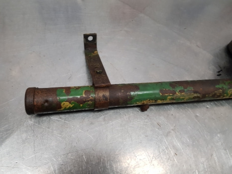 John Deere 1630, 2030, 2130, 35 Series, Engine Oil Cooler Ar67607, R55412 - Radiador: foto 3 John Deere 1630, 2030, 2130, 35 Series, Engine Oil Cooler Ar67607, R55412 - Radiador: foto 3