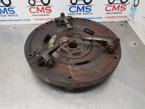 John Deere 1630, 30, 35, 40, 50 Series, Clutch Pressure Plate Al120022 , Al18714 - Embreagem e peças por Máquina agrícola: foto 1 John Deere 1630, 30, 35, 40, 50 Series, Clutch Pressure Plate Al120022 , Al18714 - Embreagem e peças por Máquina agrícola: foto 1