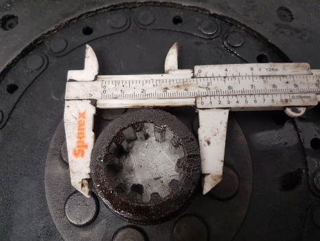 John Deere 1830, 2030, 3030, 3130 Clutch Disc Al30452, Al23097, Al120015 - Disco de embreagem por Trator: foto 4 John Deere 1830, 2030, 3030, 3130 Clutch Disc Al30452, Al23097, Al120015 - Disco de embreagem por Trator: foto 4