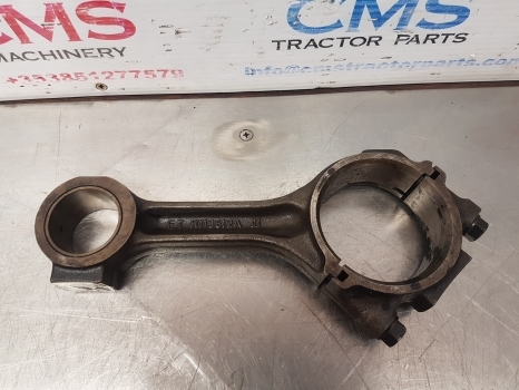 John Deere 2140, 2040, 2650, 2850 Engine Con Rod Re42733, R80032, R113612 - Biela por Trator: foto 2 John Deere 2140, 2040, 2650, 2850 Engine Con Rod Re42733, R80032, R113612 - Biela por Trator: foto 2