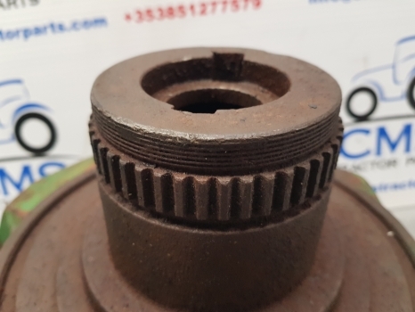 John Deere 2850 Front Axle Zf Apl735 Swivel Housing Rhs L60082, 4472463279 - Eixo dianteiro por Trator: foto 4 John Deere 2850 Front Axle Zf Apl735 Swivel Housing Rhs L60082, 4472463279 - Eixo dianteiro por Trator: foto 4
