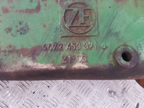 John Deere 3040 Apl345 Front Axle Housing Bridge Lhs 4472453371, L41925, L40271 - Eixo dianteiro por Trator: foto 2 John Deere 3040 Apl345 Front Axle Housing Bridge Lhs 4472453371, L41925, L40271 - Eixo dianteiro por Trator: foto 2