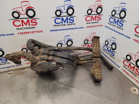 John Deere 3050, 3350, 3040 Sg2 Cab Brake Master Cylinder, Pedal Kit Al33145 - Peças de freio por Máquina agrícola: foto 1 John Deere 3050, 3350, 3040 Sg2 Cab Brake Master Cylinder, Pedal Kit Al33145 - Peças de freio por Máquina agrícola: foto 1