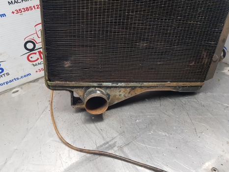 John Deere 3130, 3030, 2840, 3120 Engine Water Cooling Radiator At26474, Al24115 - Radiador: foto 2 John Deere 3130, 3030, 2840, 3120 Engine Water Cooling Radiator At26474, Al24115 - Radiador: foto 2