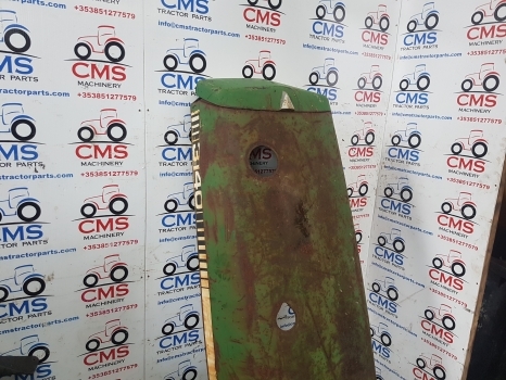 John Deere 3140, 3040, 3340, 3640, 3640s Hood, Bonnet Al30296, R52362 - Capô por Trator: foto 2 John Deere 3140, 3040, 3340, 3640, 3640s Hood, Bonnet Al30296, R52362 - Capô por Trator: foto 2