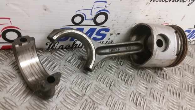 John Deere 6010, 6110 Engine Connecting Rod , Piston Re507850, R500335, Re50770 - Biela por Trator: foto 3 John Deere 6010, 6110 Engine Connecting Rod , Piston Re507850, R500335, Re50770 - Biela por Trator: foto 3