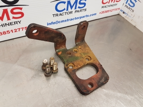 John Deere 6200, 6100, 6200, 6400, 6800 Hydraulic Bracket L78607, L111085 - Hidráulica por Trator: foto 2 John Deere 6200, 6100, 6200, 6400, 6800 Hydraulic Bracket L78607, L111085 - Hidráulica por Trator: foto 2