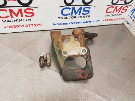 John Deere 6200, 6100, 6200, 6400, 6800 Hydraulic Bracket L78607, L111085 - Hidráulica por Trator: foto 3 John Deere 6200, 6100, 6200, 6400, 6800 Hydraulic Bracket L78607, L111085 - Hidráulica por Trator: foto 3