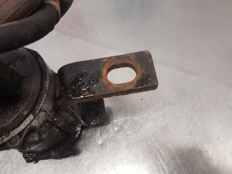 John Deere 6610, 6420, 6310 Brake Attenuator Al151879, Al116783, L114663 - Peças de freio por Máquina agrícola: foto 4 John Deere 6610, 6420, 6310 Brake Attenuator Al151879, Al116783, L114663 - Peças de freio por Máquina agrícola: foto 4