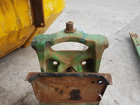 John Deere 6610, 6510 Premuim Front Axle Casting Al102442, L102442 - Eixo dianteiro por Máquina agrícola: foto 3 John Deere 6610, 6510 Premuim Front Axle Casting Al102442, L102442 - Eixo dianteiro por Máquina agrícola: foto 3