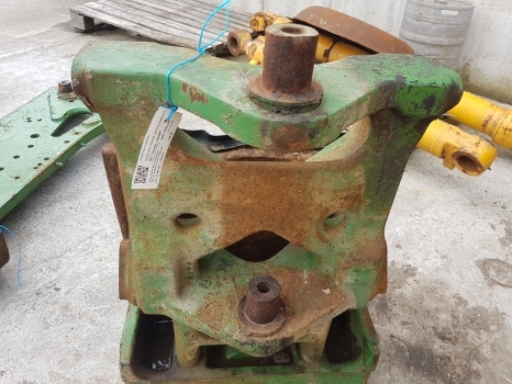 John Deere 6610, 6510 Premuim Front Axle Casting Al102442, L102442 - Eixo dianteiro por Máquina agrícola: foto 1 John Deere 6610, 6510 Premuim Front Axle Casting Al102442, L102442 - Eixo dianteiro por Máquina agrícola: foto 1