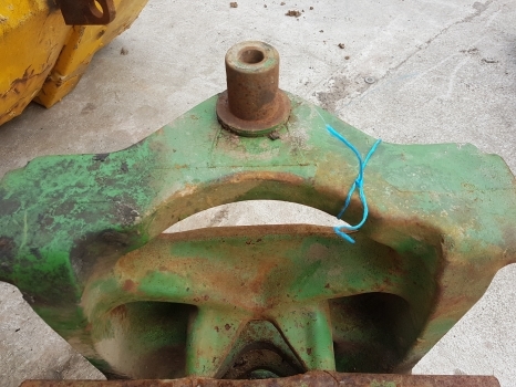 John Deere 6610, 6510 Premuim Front Axle Casting Al102442, L102442 - Eixo dianteiro por Máquina agrícola: foto 5 John Deere 6610, 6510 Premuim Front Axle Casting Al102442, L102442 - Eixo dianteiro por Máquina agrícola: foto 5