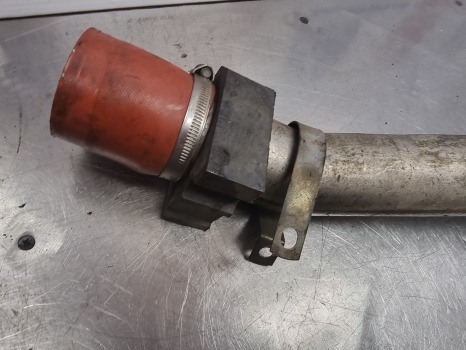 John Deere 6r 185, 6r Series, Air Intake Cooler, Aftercooler Tube Al214146 - Radiador: foto 5 John Deere 6r 185, 6r Series, Air Intake Cooler, Aftercooler Tube Al214146 - Radiador: foto 5