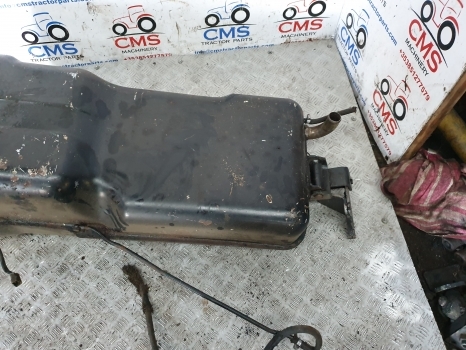 Lamborghini 1106 4wd Left Hand Side Diesel Tank 0.257.8145.3 - Tanque de combustível por Trator: foto 5 Lamborghini 1106 4wd Left Hand Side Diesel Tank 0.257.8145.3 - Tanque de combustível por Trator: foto 5