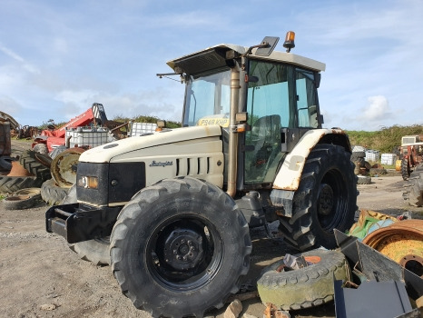 Lamborghini Premium 950 Engine, Cab, Transmission, Rear, Front Axle Parts Nut - Cabine: foto 3 Lamborghini Premium 950 Engine, Cab, Transmission, Rear, Front Axle Parts Nut - Cabine: foto 3