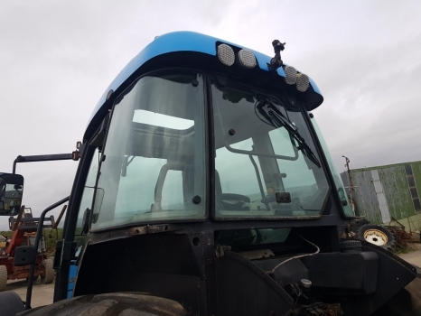 Landini Mythos Series Mythos 100, Mythos 105, Mythos 115 Cab Complete - Cabine por Trator: foto 3 Landini Mythos Series Mythos 100, Mythos 105, Mythos 115 Cab Complete - Cabine por Trator: foto 3