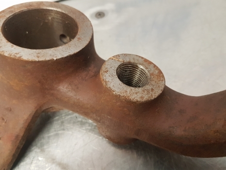 Massey Ferguson 100, 200 Series 50, 50b Fron Axle Steering Arm 1671335m1 - Direcção por Trator: foto 4 Massey Ferguson 100, 200 Series 50, 50b Fron Axle Steering Arm 1671335m1 - Direcção por Trator: foto 4
