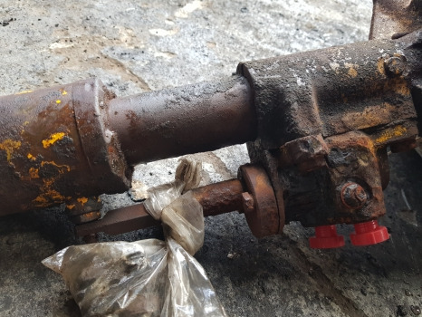 Massey Ferguson 205, 30 Power Steering Box Assy - Direcção: foto 4 Massey Ferguson 205, 30 Power Steering Box Assy - Direcção: foto 4
