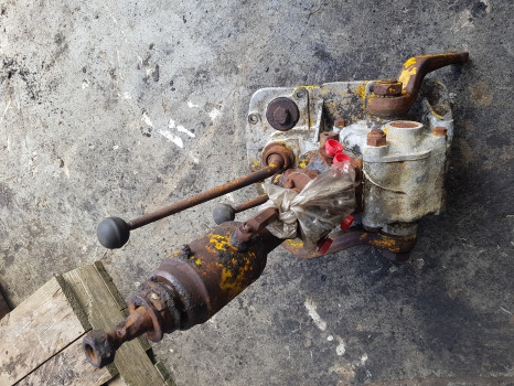 Massey Ferguson 205, 30 Power Steering Box Assy - Direcção: foto 5 Massey Ferguson 205, 30 Power Steering Box Assy - Direcção: foto 5