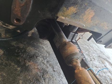 Massey Ferguson 4255 Ag105 Front Axle Steering Cylinder 3429989m91 - Direcção: foto 1 Massey Ferguson 4255 Ag105 Front Axle Steering Cylinder 3429989m91 - Direcção: foto 1