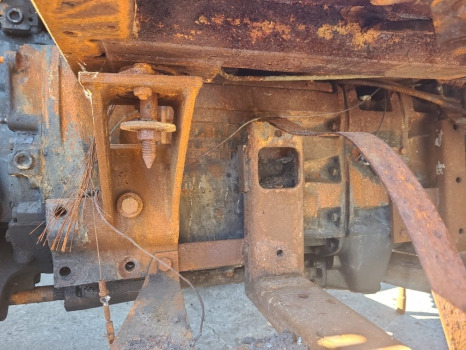 Massey Ferguson 4355 Transmission Gearbox For Parts - Caixa de velocidade por Trator: foto 1 Massey Ferguson 4355 Transmission Gearbox For Parts - Caixa de velocidade por Trator: foto 1
