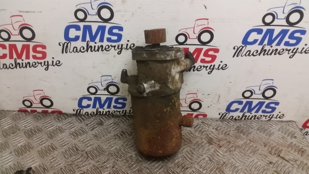 Massey Ferguson 50b Power Steering Pump. For Parts. - Bomba de direção por Retroescavadeira: foto 4 Massey Ferguson 50b Power Steering Pump. For Parts. - Bomba de direção por Retroescavadeira: foto 4